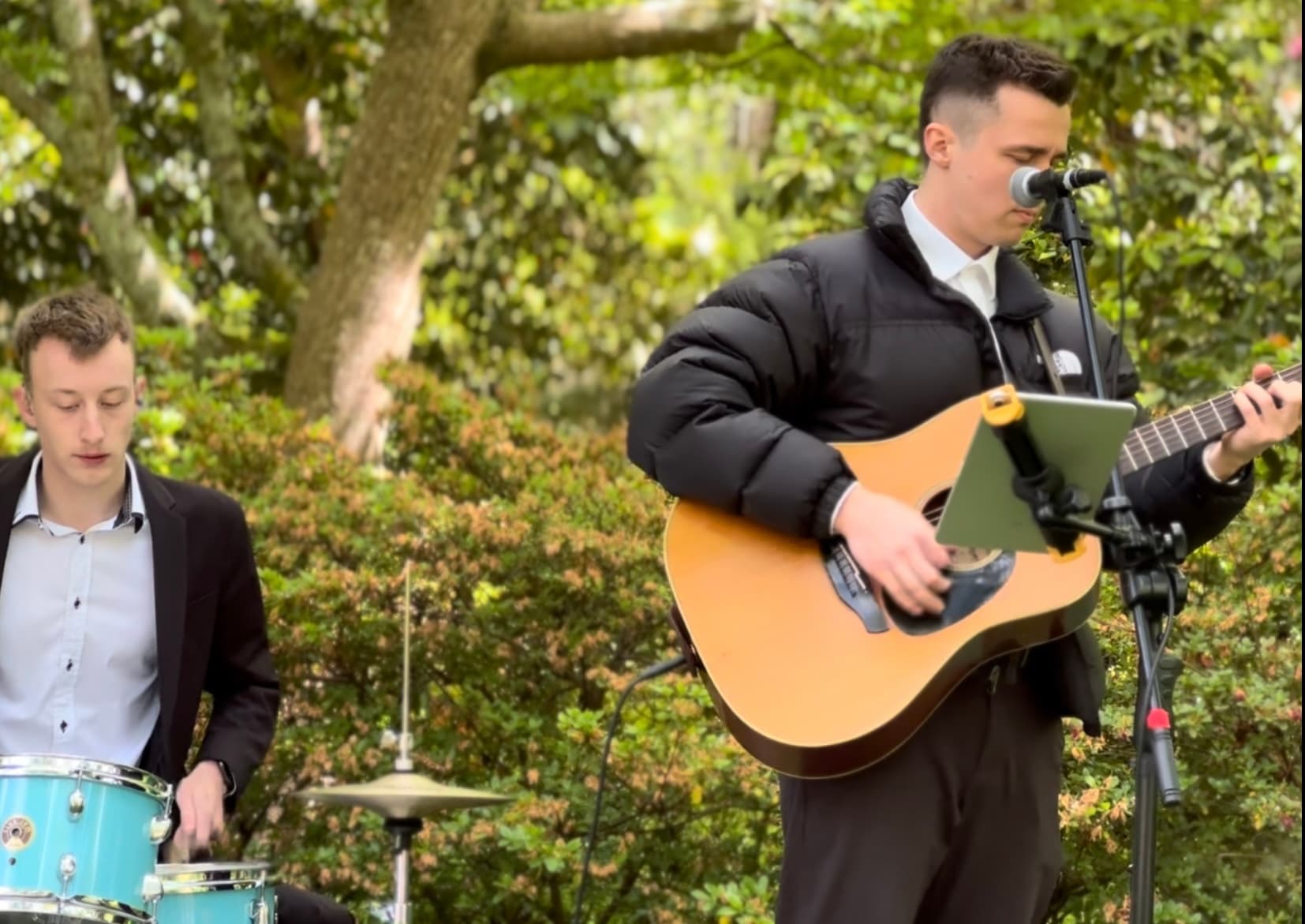 Live acoustic performance with percussion
